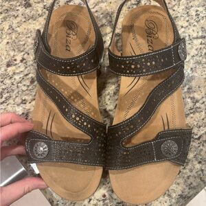 Women's Biza Black Sandals